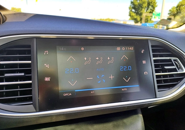 Peugeot 308 cena 66900 przebieg: 73667, rok produkcji 2020 z Białystok małe 232